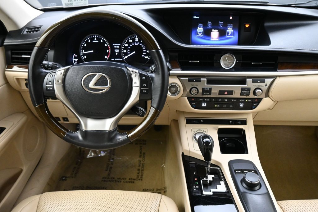 Used 2015 Lexus ES 350 w/ Premium Package FWD image 6