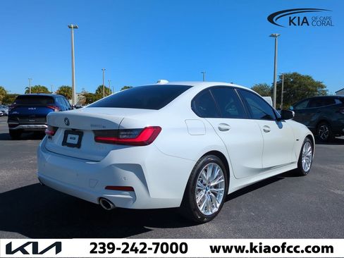 Used 2023 BMW 330e w/ Driving Assistance Package image 5