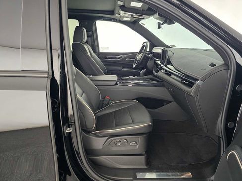 Used 2024 Cadillac Escalade Sport image 10