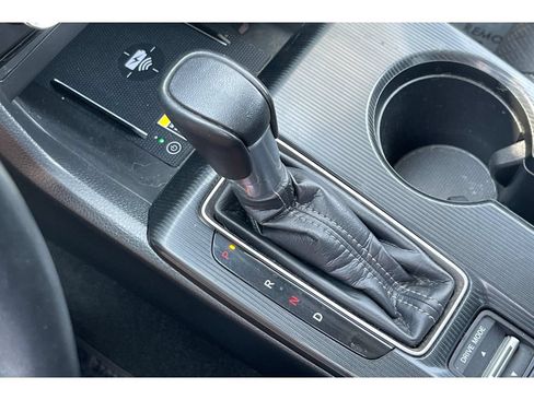 Certified 2024 Honda Civic Touring image 31