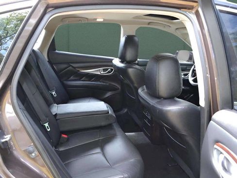 Used 2015 INFINITI Q70 3.7 image 23