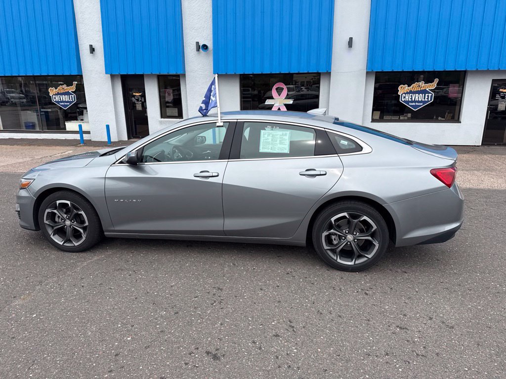 Used 2024 Chevrolet Malibu LT FWD image 18