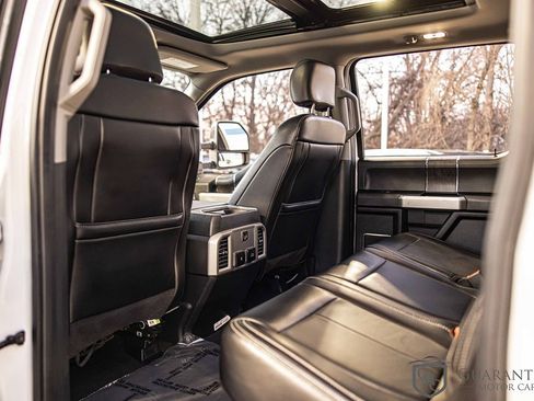 Used 2020 Ford F350 Lariat image 31