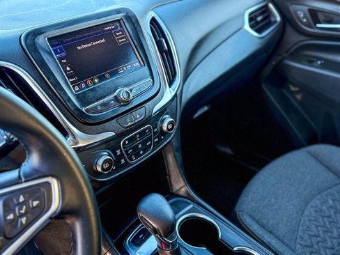 Used 2024 Chevrolet Equinox LT image 10