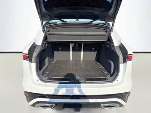 New 2026 Jaguar F-PACE R-Dynamic S AWD/4WD image 12