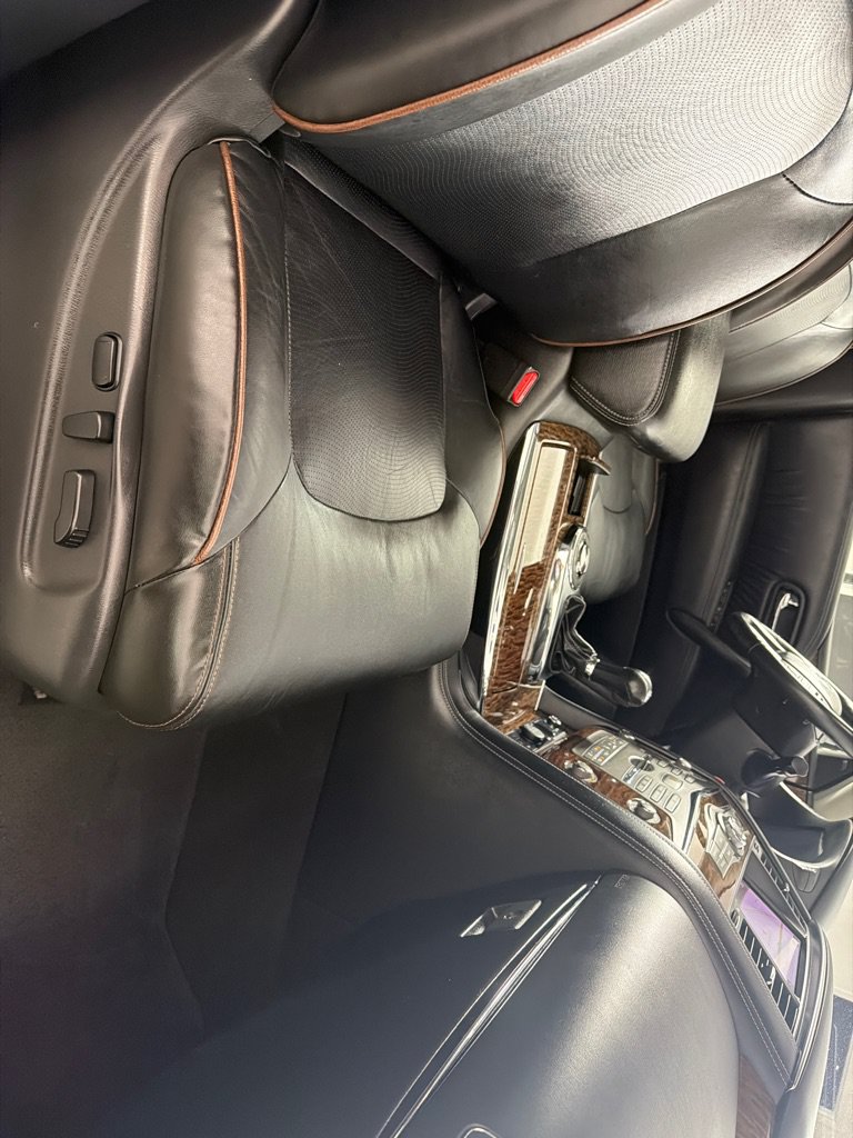 Used 2019 Nissan Armada Platinum w/ Captain's Chairs Package RWD image 25