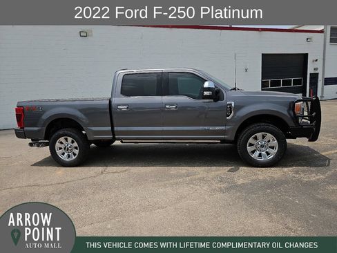 Used 2022 Ford F250 Platinum w/ FX4 Off-Road Package AWD/4WD image 13