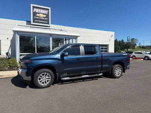 Used 2019 Chevrolet Silverado 1500 LT w/ All-Star Edition AWD/4WD image 2