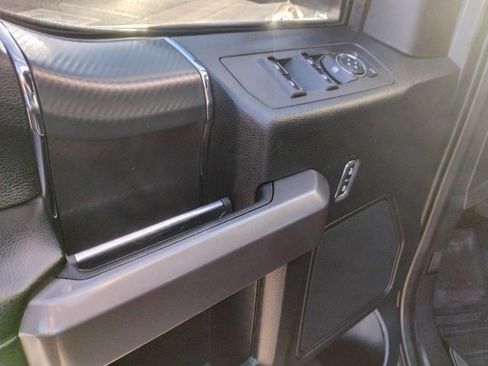 Used 2020 Ford F150 XLT w/ Equipment Group 302A Luxury image 8