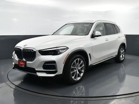 Used 2022 BMW X5 sDrive40i w/ Premium Package image 5
