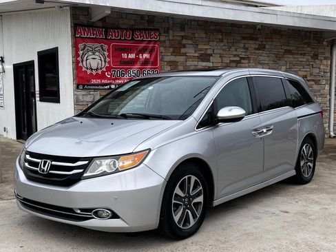 Used 2015 Honda Odyssey Touring Elite image 2