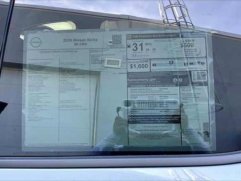 New 2026 Nissan Kicks SR image 19