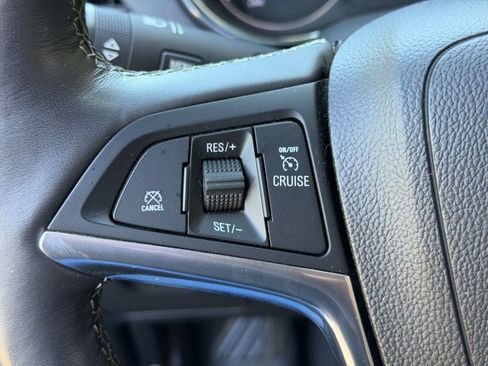 Used 2019 Buick Encore Essence AWD/4WD image 15