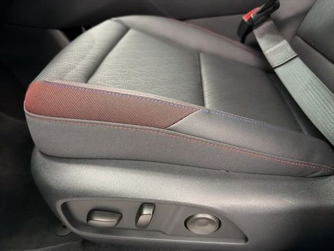 New 2026 Chevrolet Equinox RS w/ Convenience Package III FWD image 13