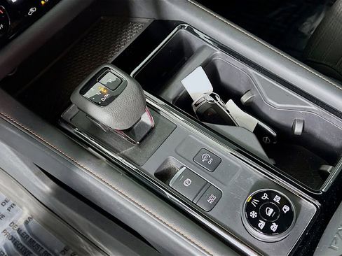 Used 2023 Nissan Pathfinder Rock Creek AWD/4WD image 15