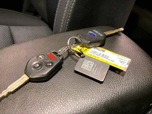 Used 2016 Subaru Forester 2.5i Premium w/ All-Weather Package image 15