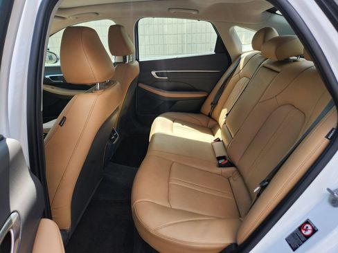 Used 2023 Hyundai Sonata Limited FWD image 10