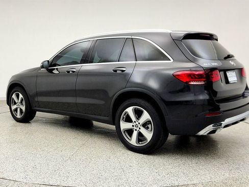 Used 2021 Mercedes-Benz GLC 300 w/ Multimedia Package image 7