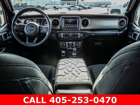 Used 2018 Jeep Wrangler Unlimited Sport S AWD/4WD image 22