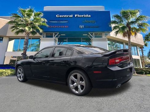 Used 2014 Dodge Charger SXT RWD image 7