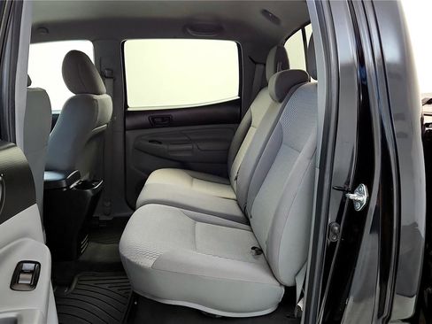 Certified 2015 Toyota Tacoma 4x4 Double Cab image 33