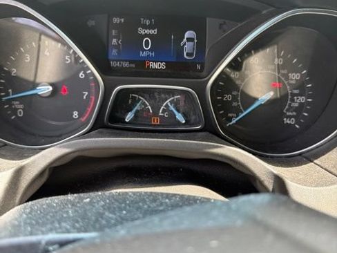 Used 2015 Ford Focus SE w/ Equipment Group 201A FWD image 12