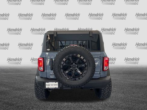 Used 2024 Ford Bronco Black Diamond image 9