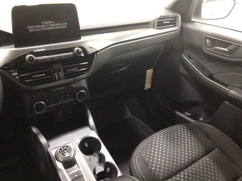 New 2025 Ford Escape Active image 34