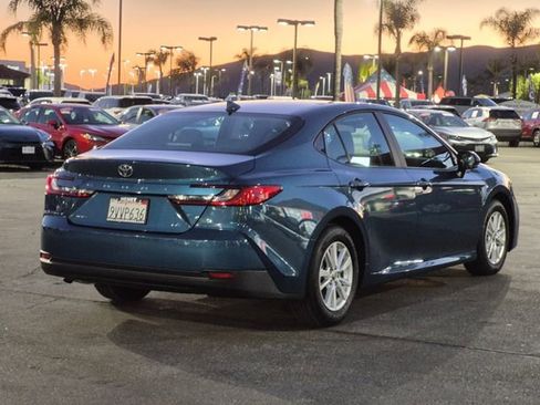Used 2026 Toyota Camry LE image 5
