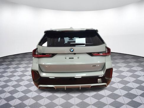 Used 2026 BMW X1 xDrive28i w/ Technology Package AWD/4WD image 9