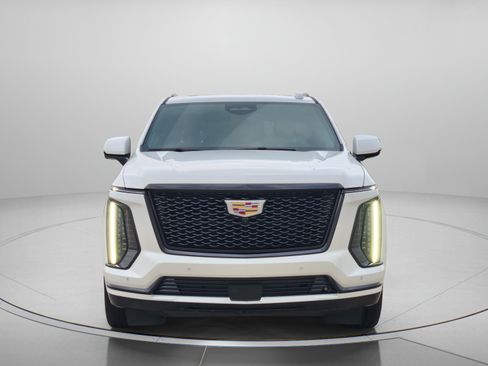 Used 2025 Cadillac Escalade Sport Platinum AWD/4WD image 6