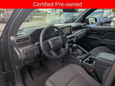 Certified 2025 Toyota Tacoma SR5 AWD/4WD image 12