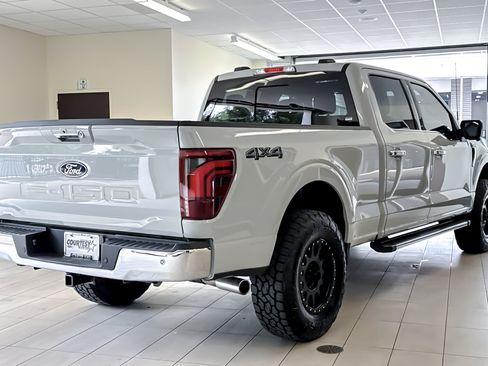 Used 2024 Ford F150 Lariat w/ Equipment Group 502A High AWD/4WD image 4