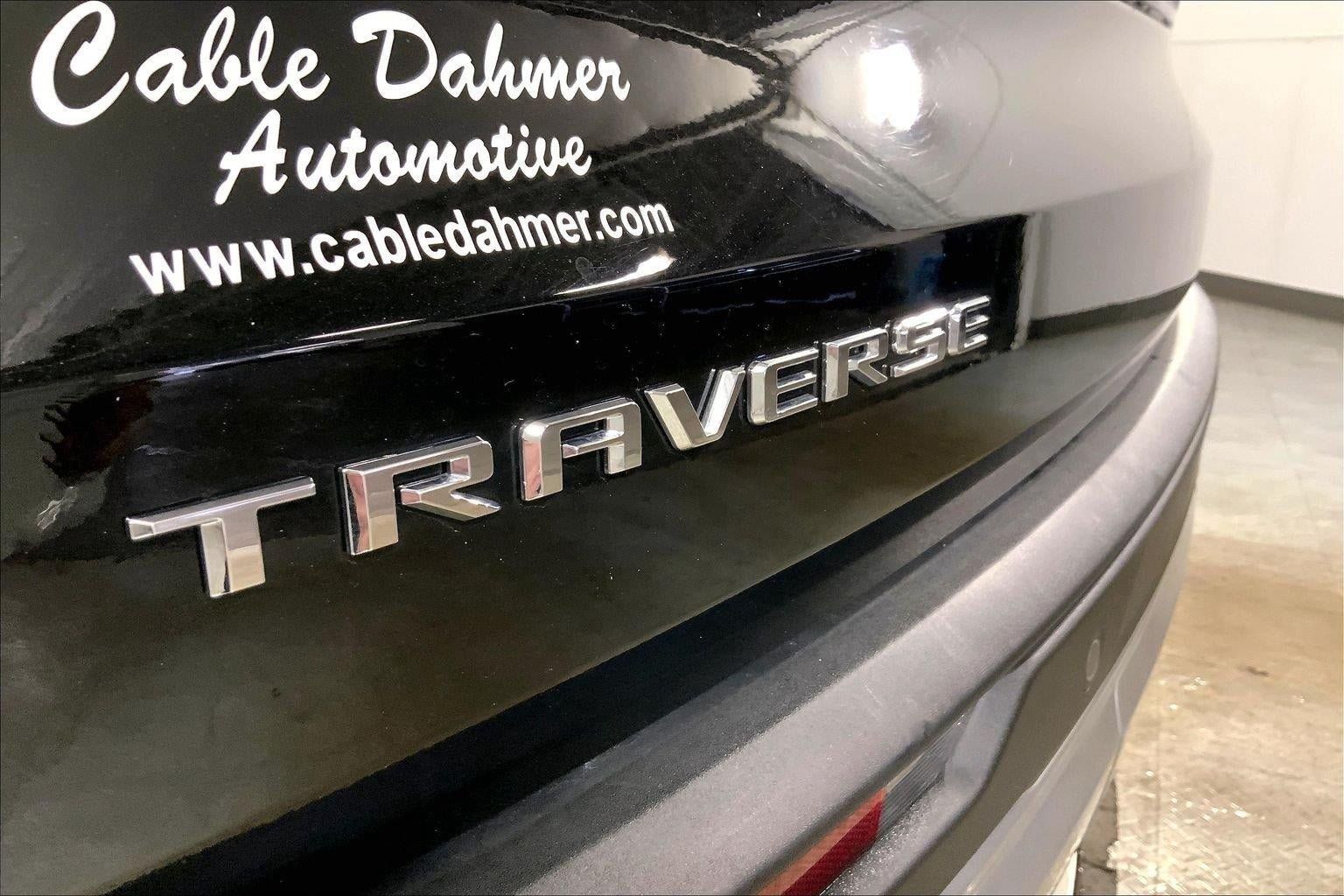 Used 2026 Chevrolet Traverse LT w/ Driver Confidence Package FWD image 8