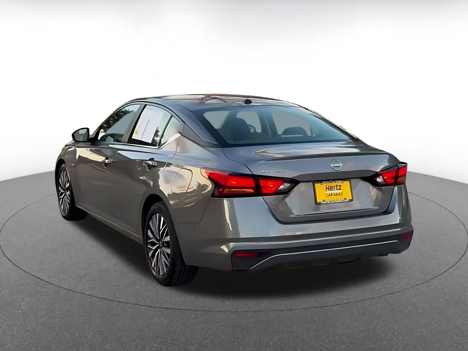 Used 2026 Nissan Altima 2.5 SV FWD image 10