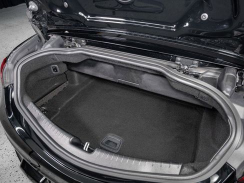 Used 2025 Mercedes-Benz CLE 300 4MATIC Cabriolet image 10