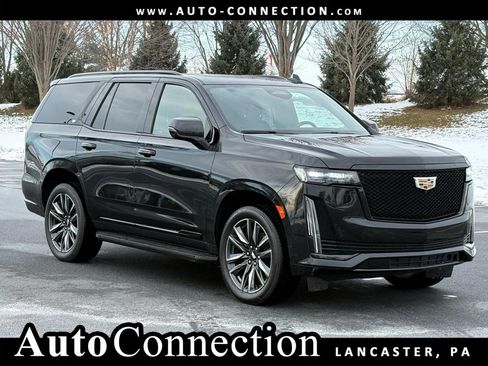 Used 2023 Cadillac Escalade Sport image 1