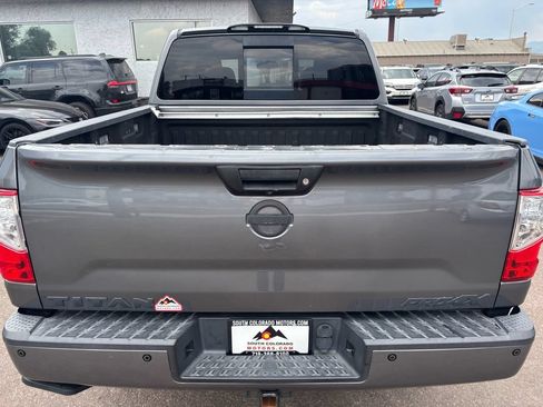 Used 2019 Nissan Titan PRO-4X w/ Pro-4x Convenience Package AWD/4WD image 6