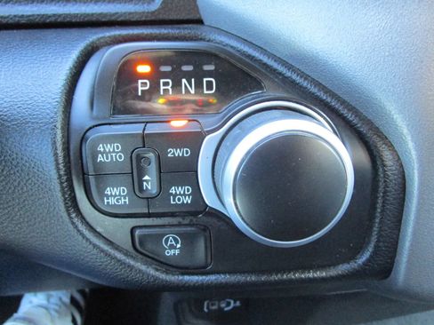 Used 2022 RAM 1500 Big Horn AWD/4WD image 33
