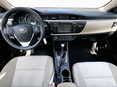 Used 2016 Toyota Corolla LE FWD image 16
