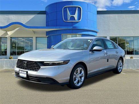 New 2025 Honda Accord LX image 5