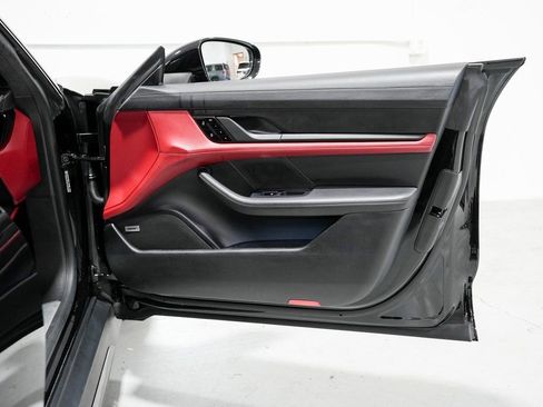 Used 2020 Porsche Taycan Turbo w/ Premium Package image 33