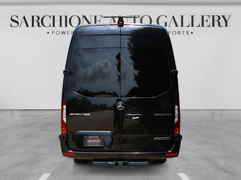 Used 2024 Mercedes-Benz Sprinter 3500 w/ Parking Package image 9