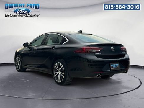 Used 2018 Buick Regal Preferred FWD image 3