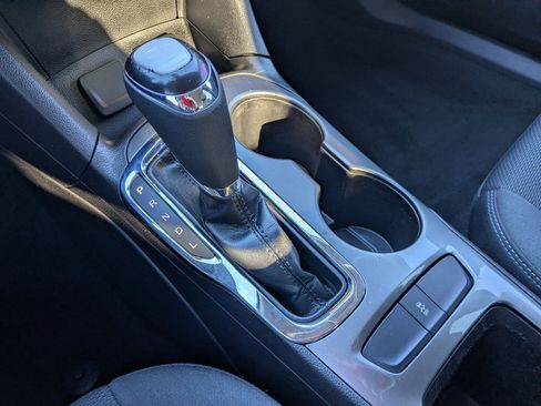 Used 2017 Chevrolet Cruze LT w/ Convenience Package image 27