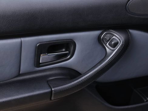 Used 2001 BMW M Roadster image 79