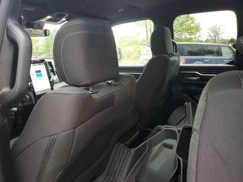 Used 2025 RAM 1500 Big Horn AWD/4WD image 10