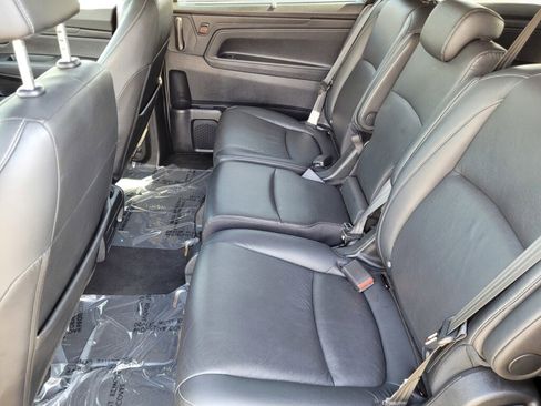 Certified 2024 Honda Odyssey EX-L image 16