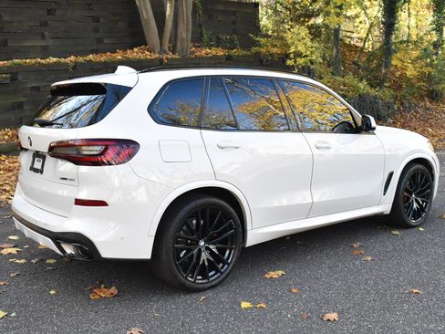 Used 2023 BMW X5 sDrive40i w/ M Sport Package image 9