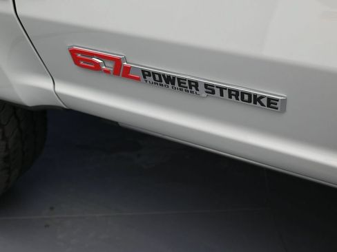 Used 2026 Ford F350 Platinum w/ FX4 Off-Road Package AWD/4WD image 43